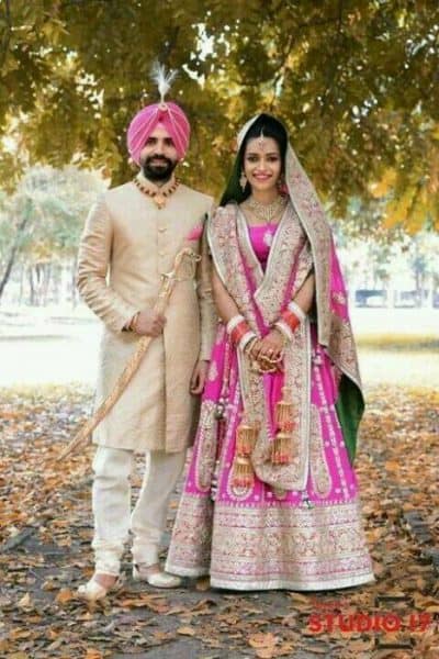 12 Indian Couple Wedding Dress Ideas you should have a look at